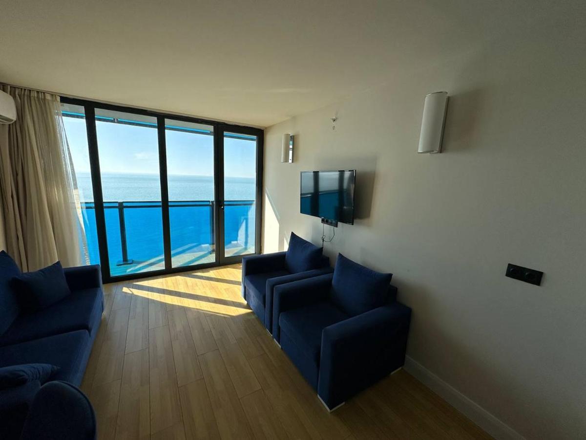 Trip Batumi Aparthotel Ngoại thất bức ảnh