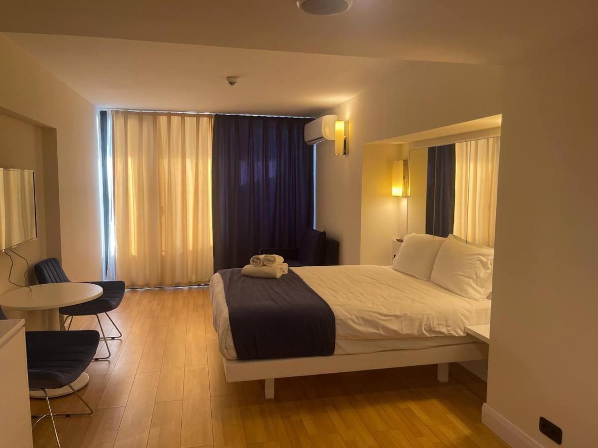 Trip Batumi Aparthotel Ngoại thất bức ảnh