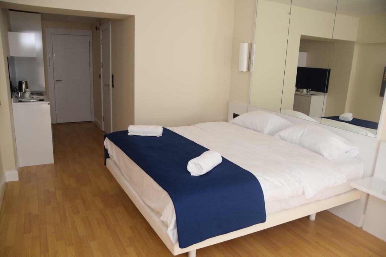 Trip Batumi Aparthotel Ngoại thất bức ảnh